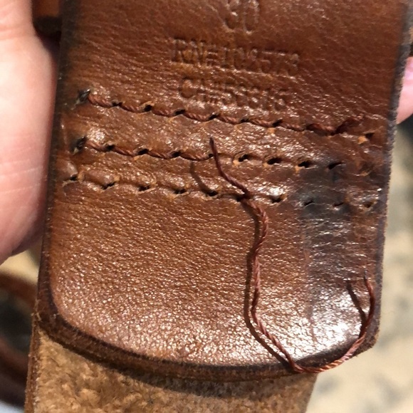 Leather and jute 2” wide belt. Buckle is 2.5”x2” with double prongs. Length 40”. - Picture 9 of 11